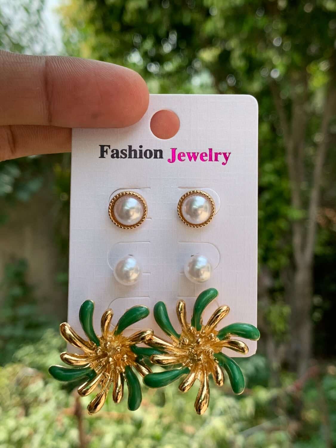 Golden Sunburst & Pearl Stud Set