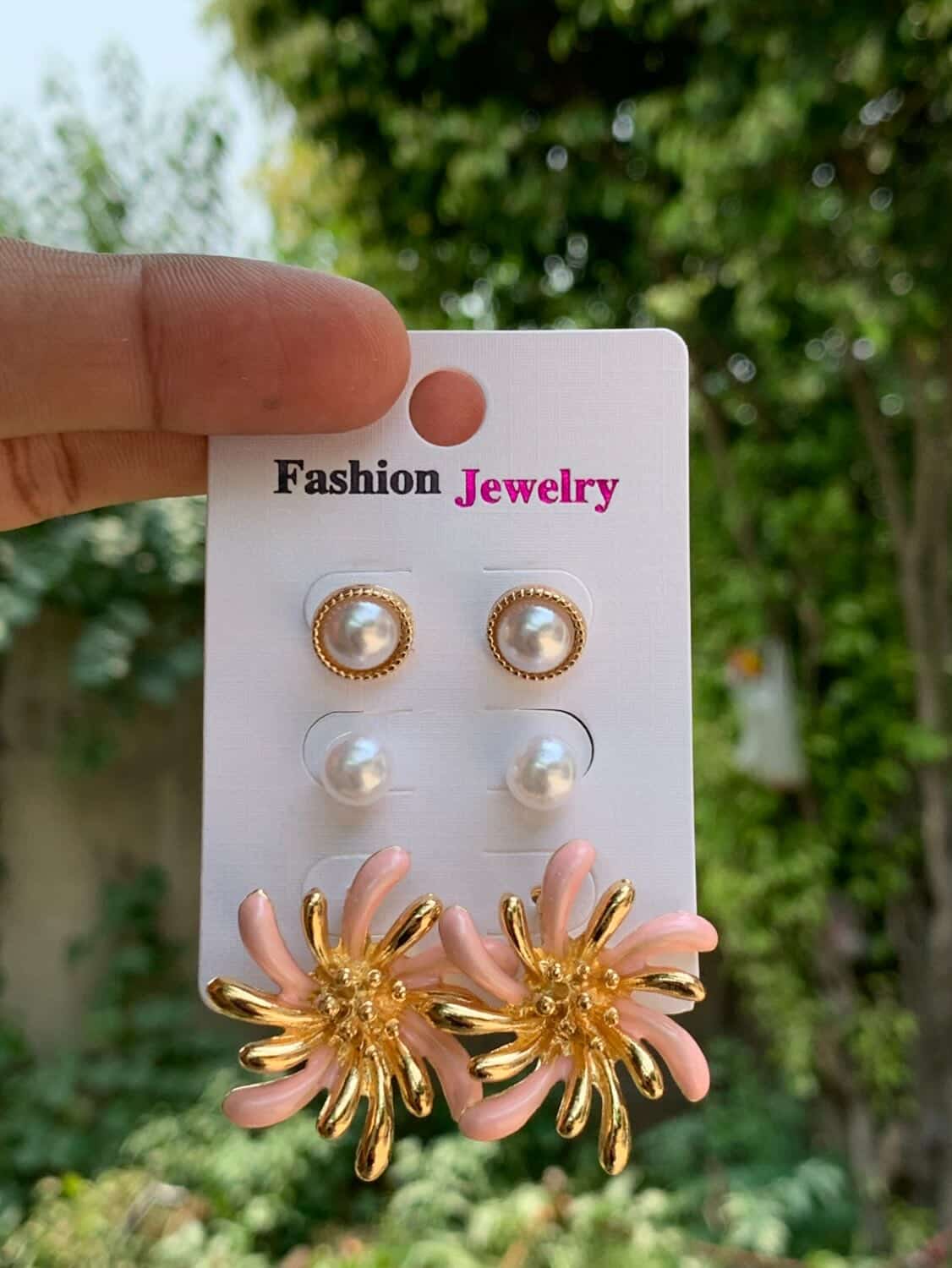 Golden Sunburst & Pearl Stud Set